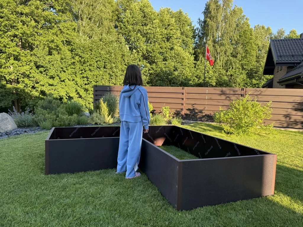 pakelta lysvė iš faneros